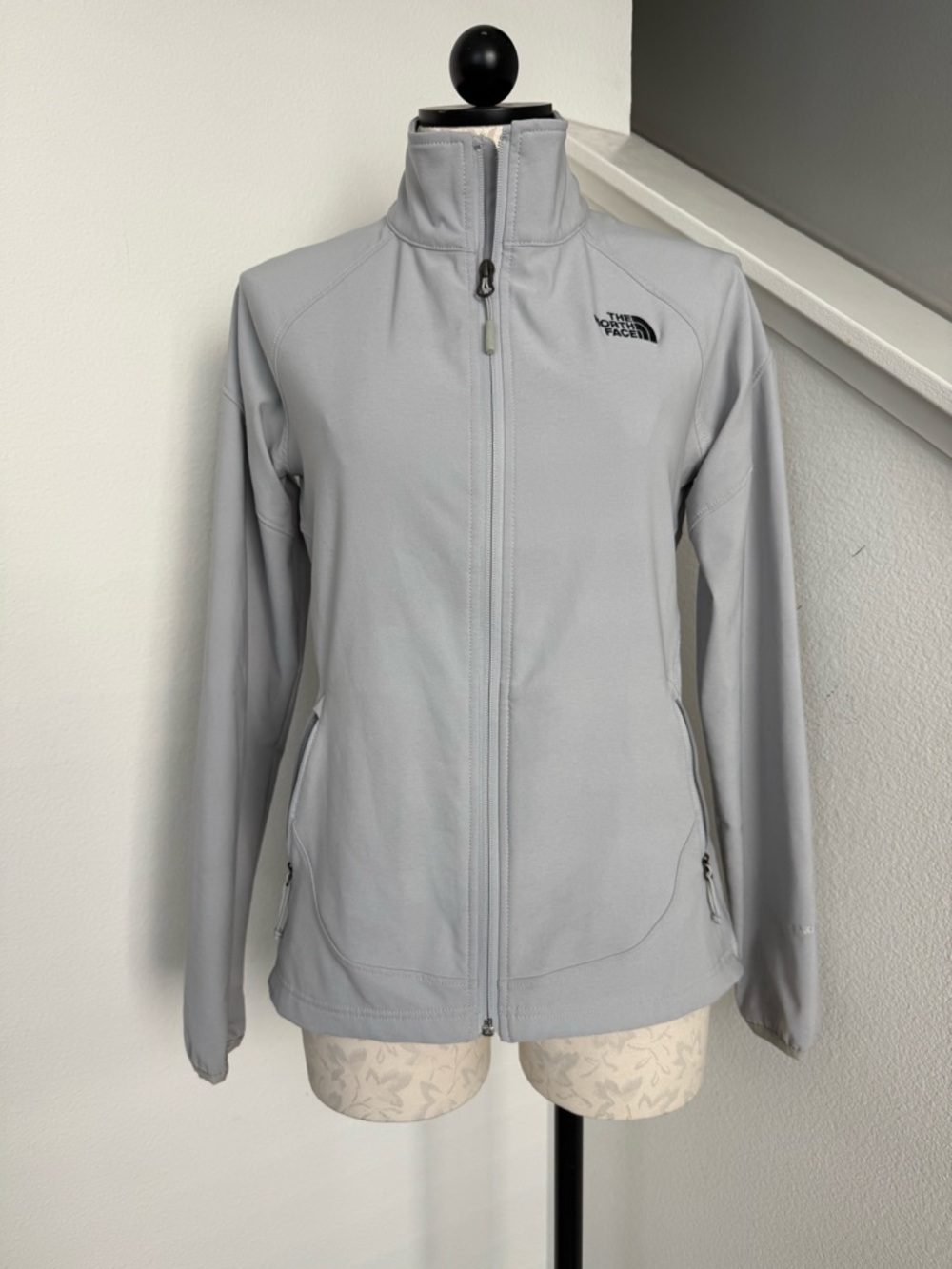 The North Face Women's Apex byder Soft Shell Jacket windbreaker coat Grey
